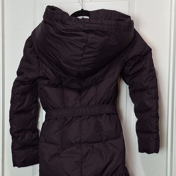 Dark Purple T Tahari Caroline Pillow Hood Down Puffer Jacket with Belt - Picture 4 of 6